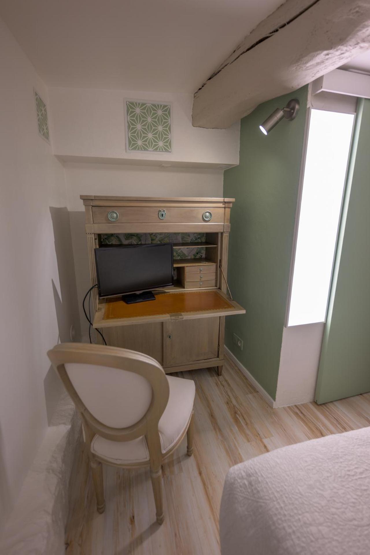 Cosy Flat In The Heart Of Valbonne Village Exterior foto